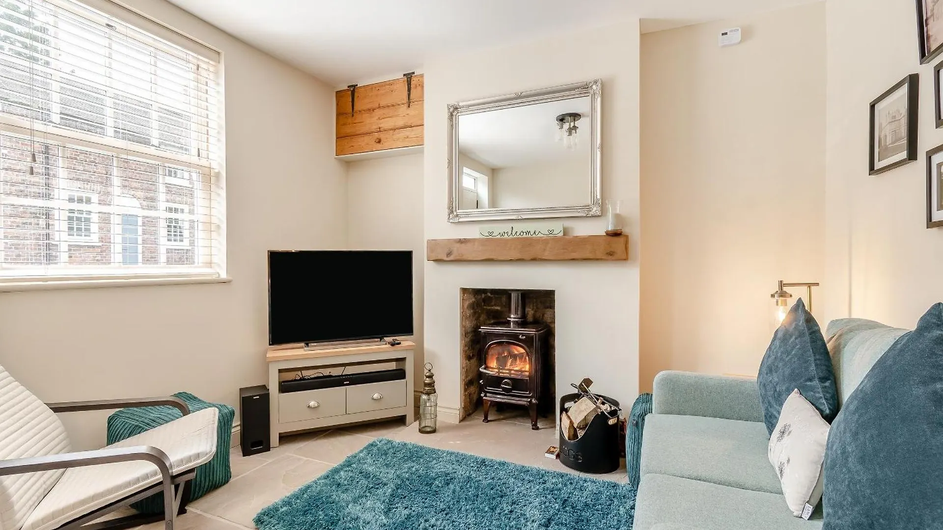 Cherry Blossom Cottage Etton